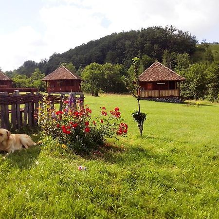 Etno Village Gostoljublje Kosjeric Exterior foto
